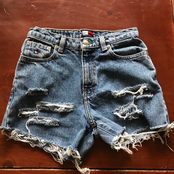 Tommy Hilfiger old fashion destroyed jean shorts - Picture 1 of 7